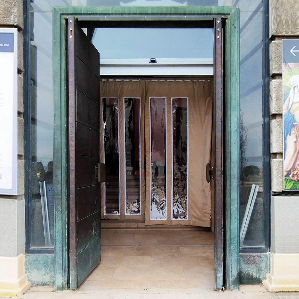 Magyar Nemzeti Galéria 3 Bejárat - szélfogó függöny