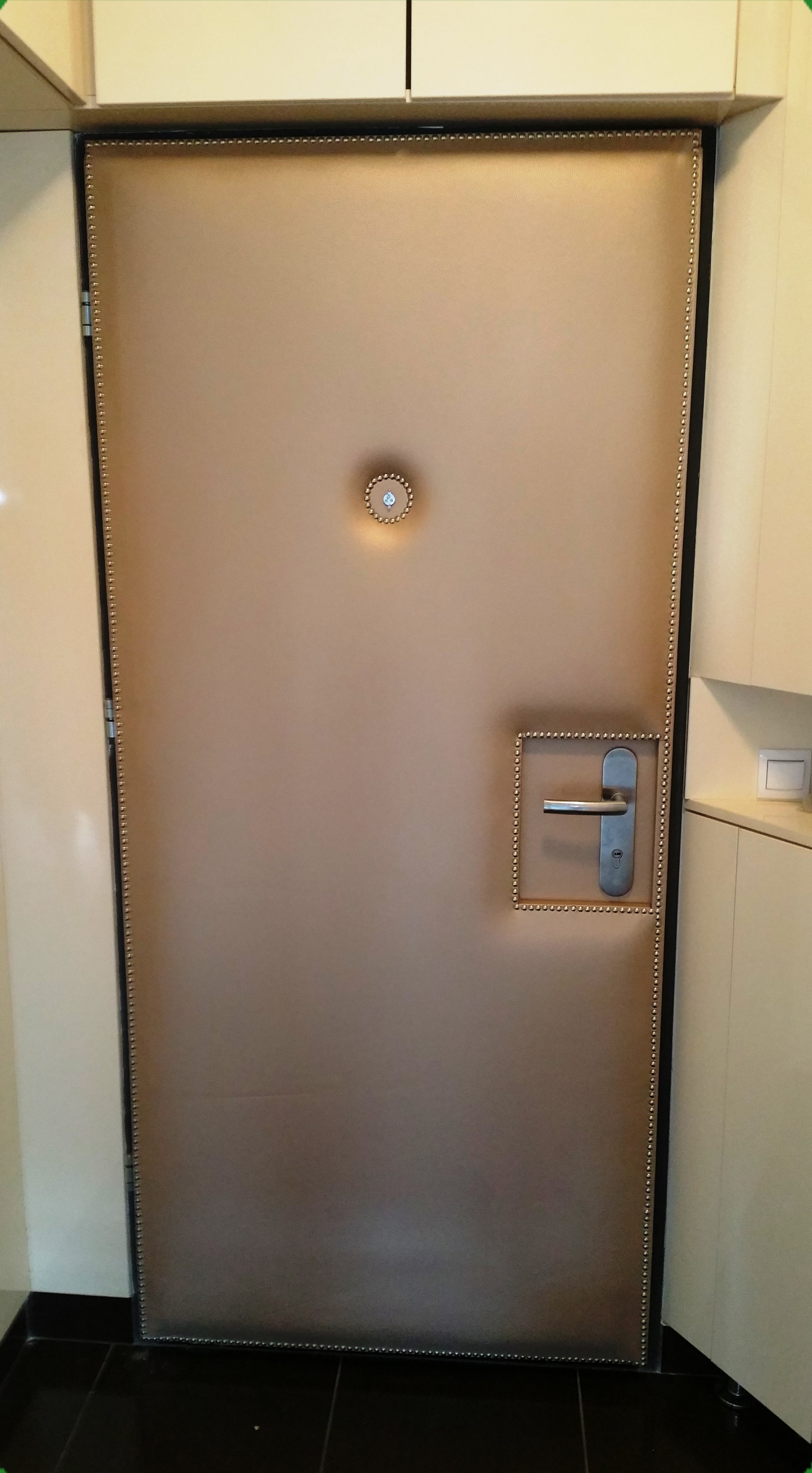 Ajtó hangszigetelés 1 a ajto karpit1 e1756216954390