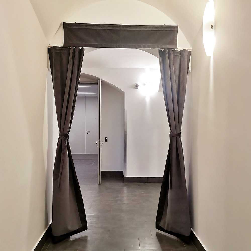 Hőszigetelő függöny drapériával