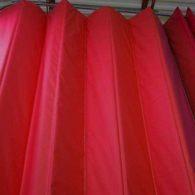 9 - lightly-insulated-curtain-amcraft-manfacturing-sideview