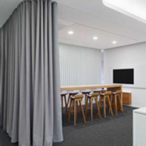 Ajtó hang- szigetelés