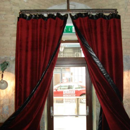 Thermo huzatfogó függöny